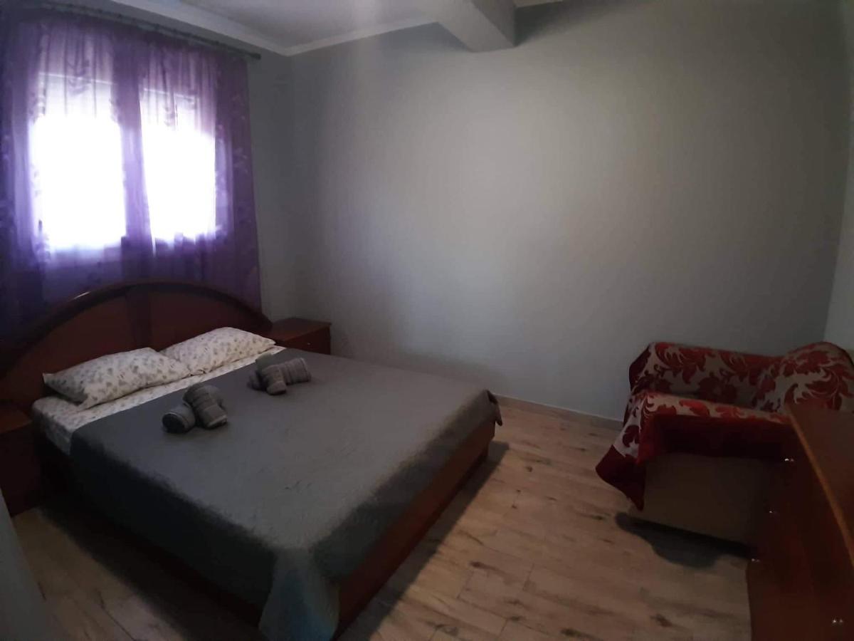 Apartamento Γιώργος Και Εύα Karianí Exterior foto