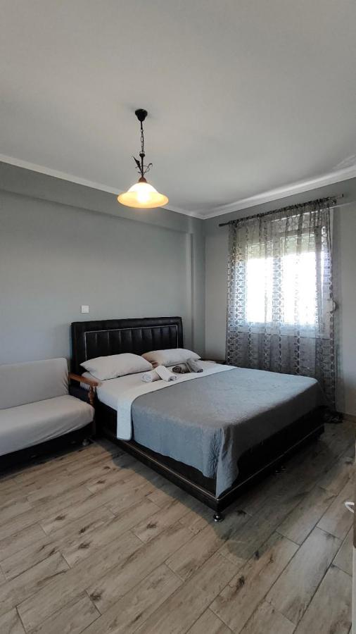 Apartamento Γιώργος Και Εύα Karianí Exterior foto